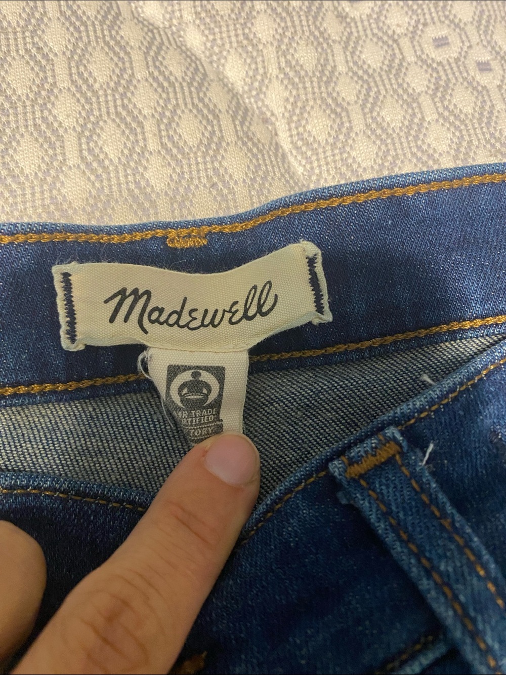 Madewell Women's Skinny Jeans in Deep Indigo Wash - Picture 2 of 6